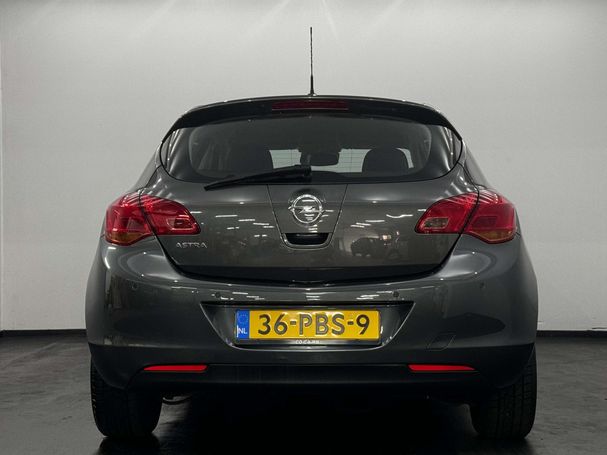 Opel Astra Edition 74 kW image number 3