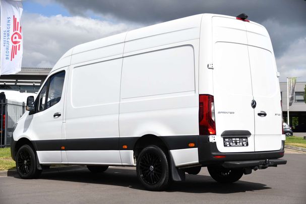 Mercedes-Benz Sprinter 317 CDI RWD 125 kW image number 3