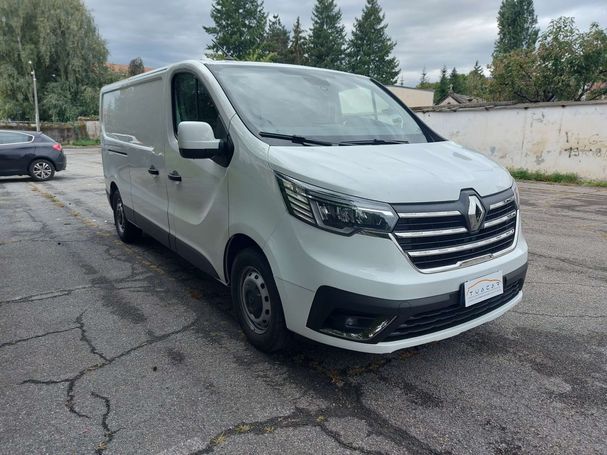 Renault Trafic Blue dCi 150 110 kW image number 2