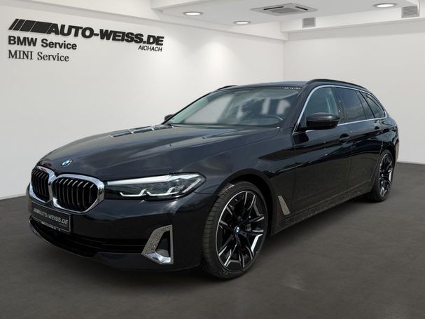 BMW 530d xDrive Luxury 210 kW image number 1