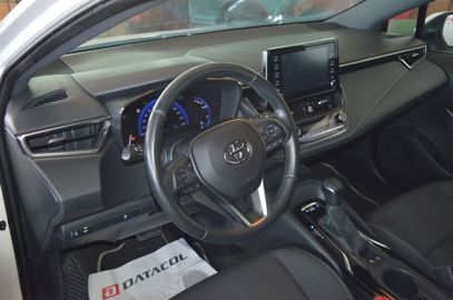 Car image 35