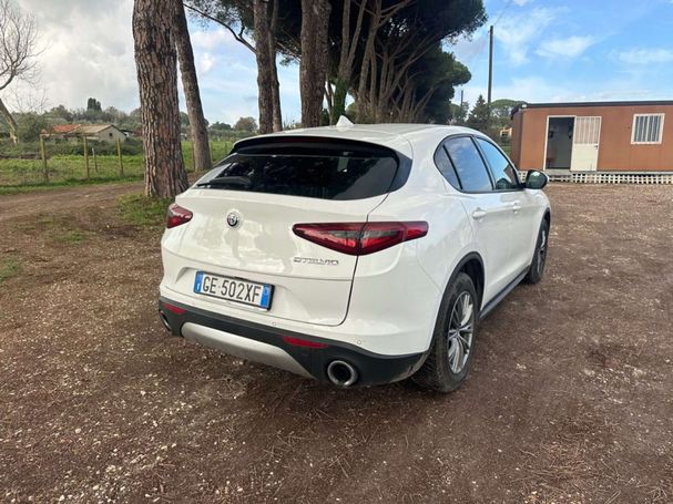 Alfa Romeo Stelvio 2.2 Diesel AT8 Business 118 kW image number 5