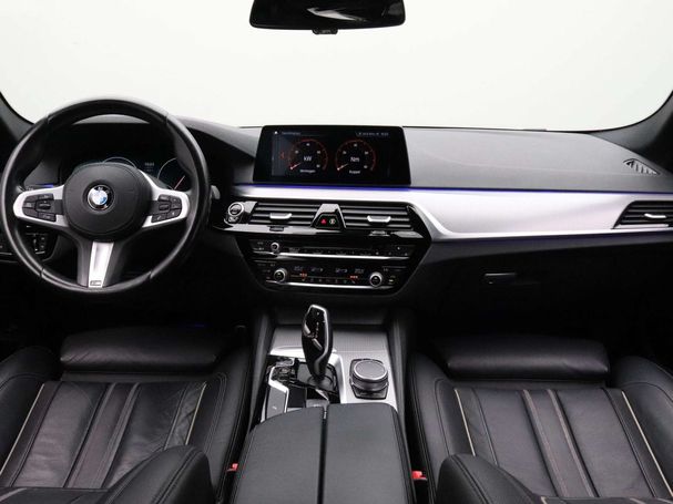 BMW 520i Touring 135 kW image number 22