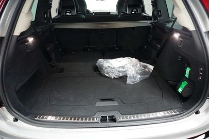 Car image 31