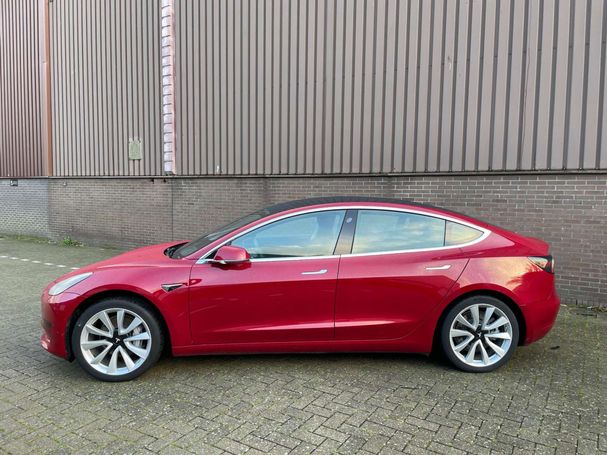 Tesla Model 3 60 Plus 175 kW image number 5