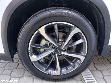 Car image 36