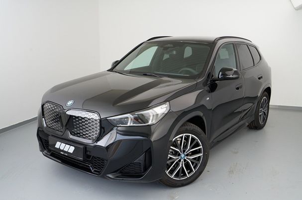 BMW iX1 eDrive20 150 kW image number 1