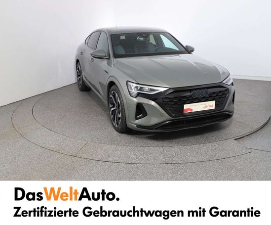 Audi Q8 55 quattro e-tron Business 250 kW image number 2