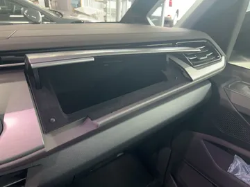 Car image 38