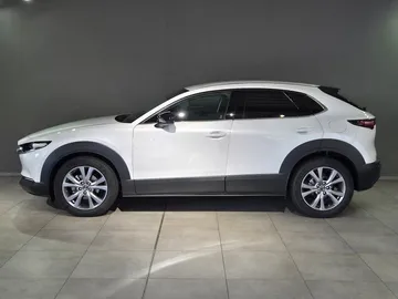 Car image 3