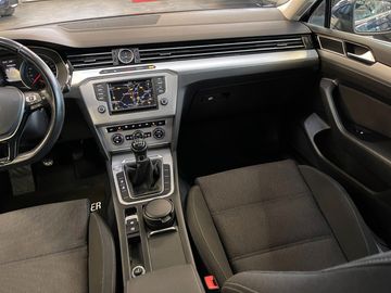 Car image 41