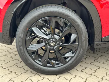 Car image 27