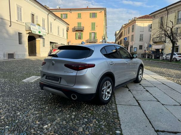 Alfa Romeo Stelvio 2.2 Q4 140 kW image number 7