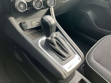 Car image 36