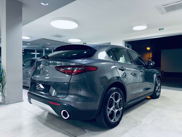 Alfa Romeo Stelvio 2.2 118 kW image number 5