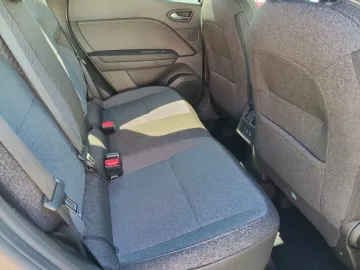 Car image 24
