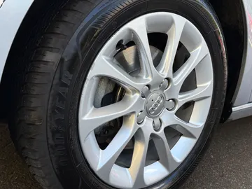 Car image 22