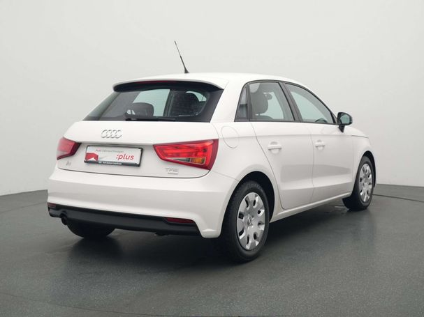 Audi A1 1.0 TFSI Sportback 60 kW image number 2