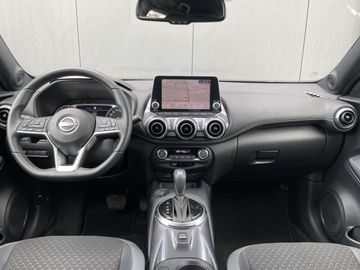 Car image 30