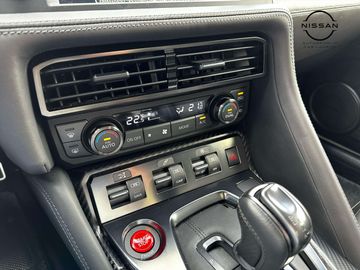 Car image 37