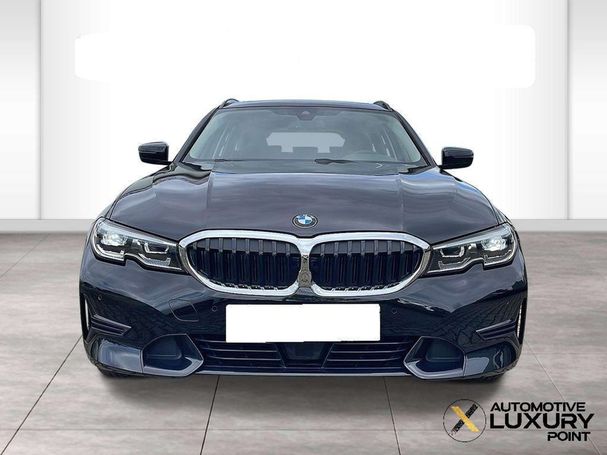 BMW 320d Touring xDrive Sport Line 140 kW image number 2