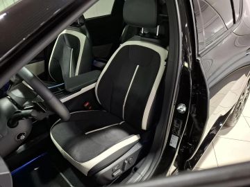 Car image 39