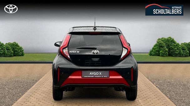 Toyota Aygo X 53 kW image number 2