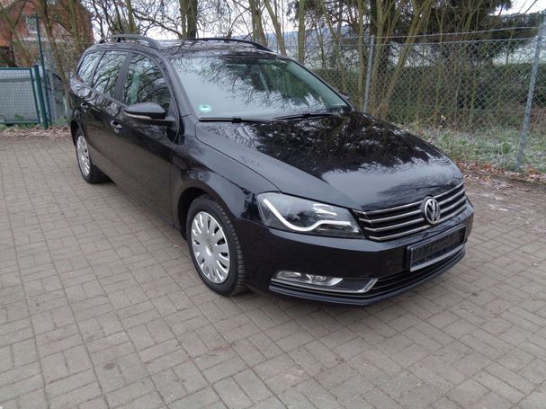 Volkswagen Passat Variant BlueMotion Trendline 77 kW image number 1