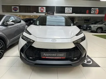 Car image 3
