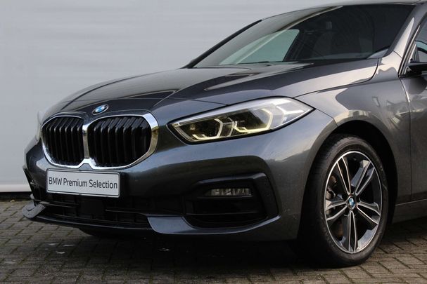 BMW 120i M Sport 132 kW image number 2