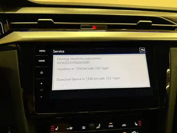 Car image 38
