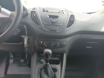 Car image 13