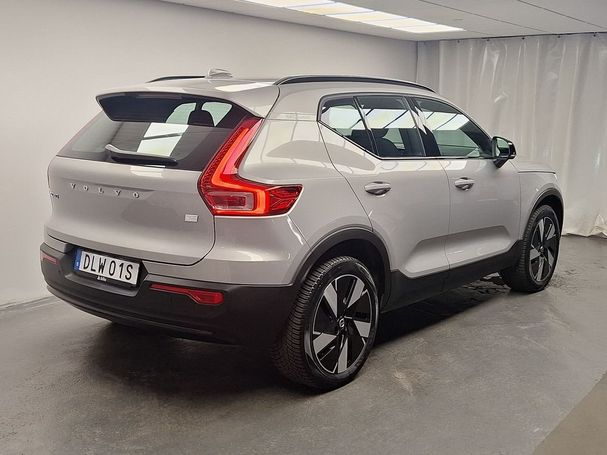 Volvo XC40 Recharge AWD Plus 304 kW image number 2