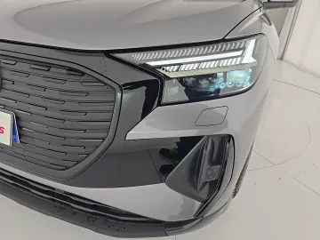 Car image 38