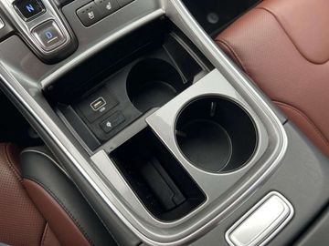 Car image 31