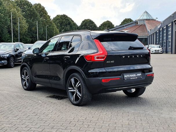 Volvo XC40 R T4 Design 155 kW image number 4