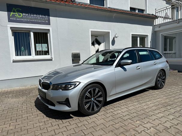 BMW 320d Touring xDrive 140 kW image number 1