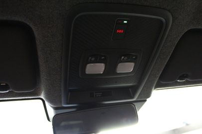 Car image 37