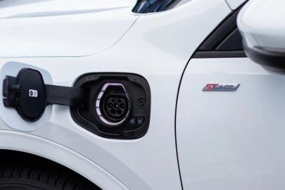 Car image 31