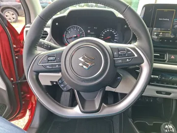 Car image 23