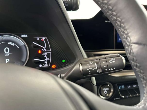 Lexus UX 250h 135 kW image number 25