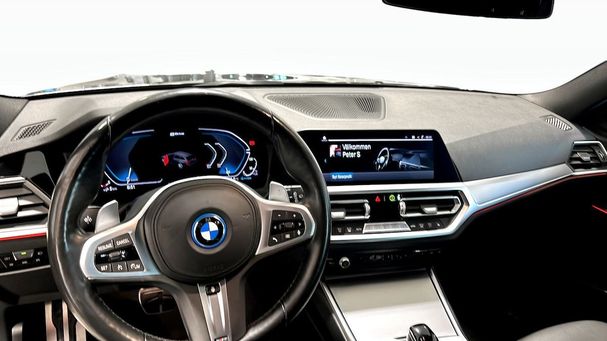 BMW 330 Touring xDrive 185 kW image number 4