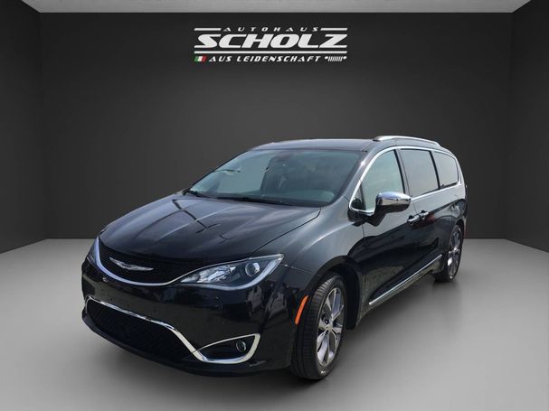 Chrysler Pacifica 214 kW image number 1