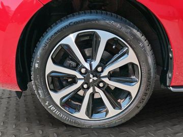 Car image 23