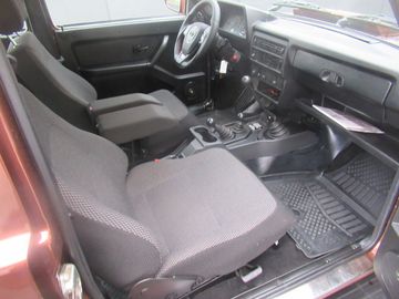 Car image 13