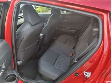 Car image 11