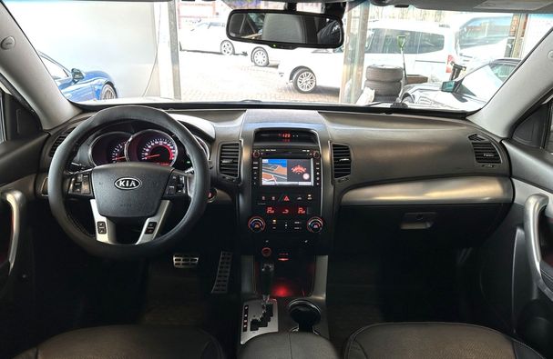 Kia Sorento 2.2 CRDi 4WD 145 kW image number 17