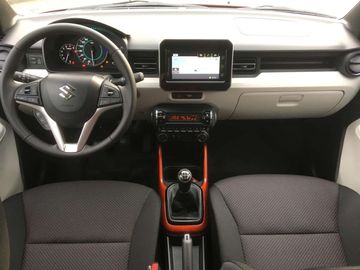 Car image 12