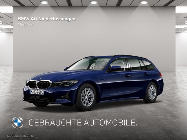 BMW 330e Touring M Sport xDrive 215 kW image number 1