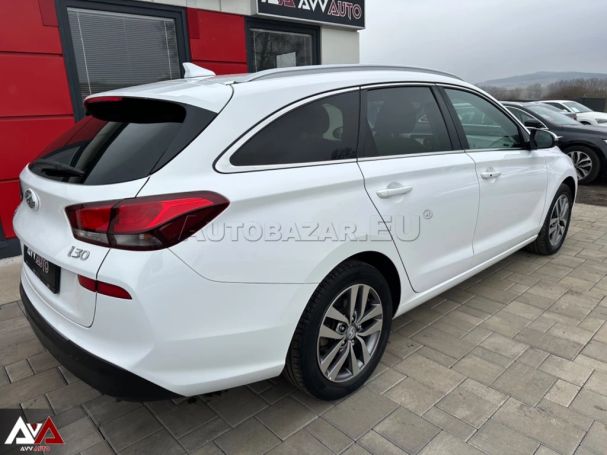 Hyundai i30 1.6 CRDI Smart 85 kW image number 3